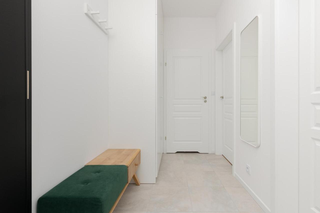 Stacja Wola Apartments With Parking By Noclegi Renters Warsaw Luaran gambar