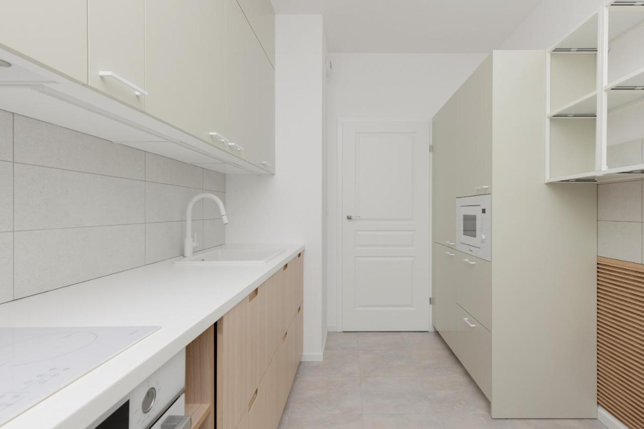 Stacja Wola Apartments With Parking By Noclegi Renters Warsaw Luaran gambar